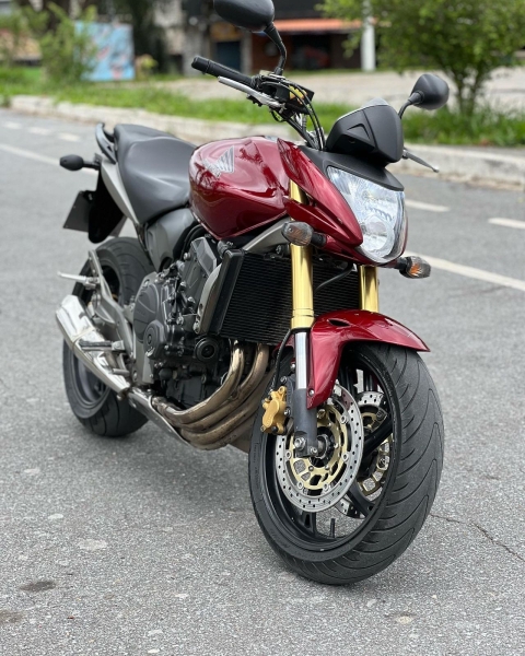 HONDA HORNET 600 OU 22K NO PIX